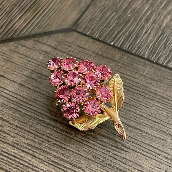 Vintage Pink Rhinestone Fruit or Grape Cluster Pin - Picture 2 of 14